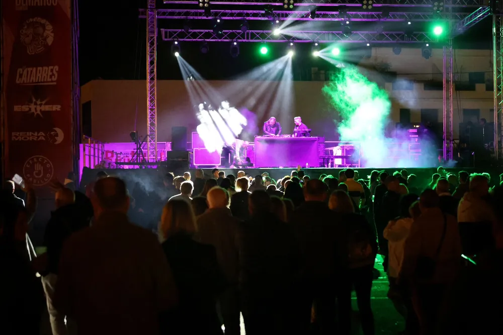 Cullera vibra con el mejor "Remember" local en sus Fiestas Mayores