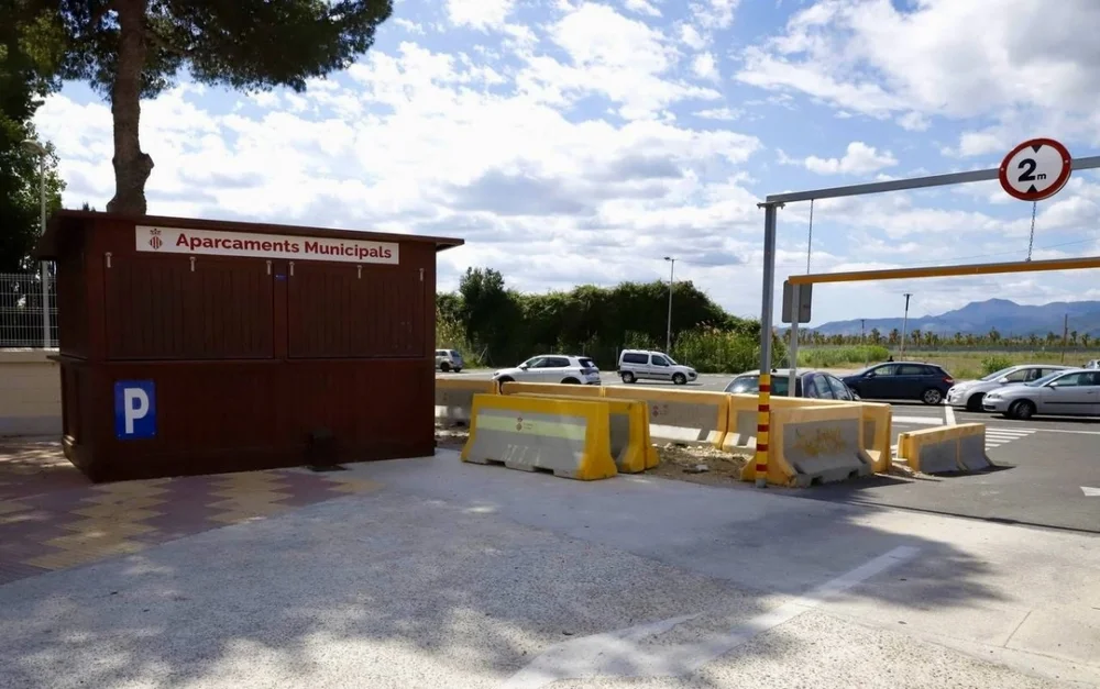La prórroga sorpresa de la bolsa de operarios de los aparcamientos municipales frustra las expectativas laborales