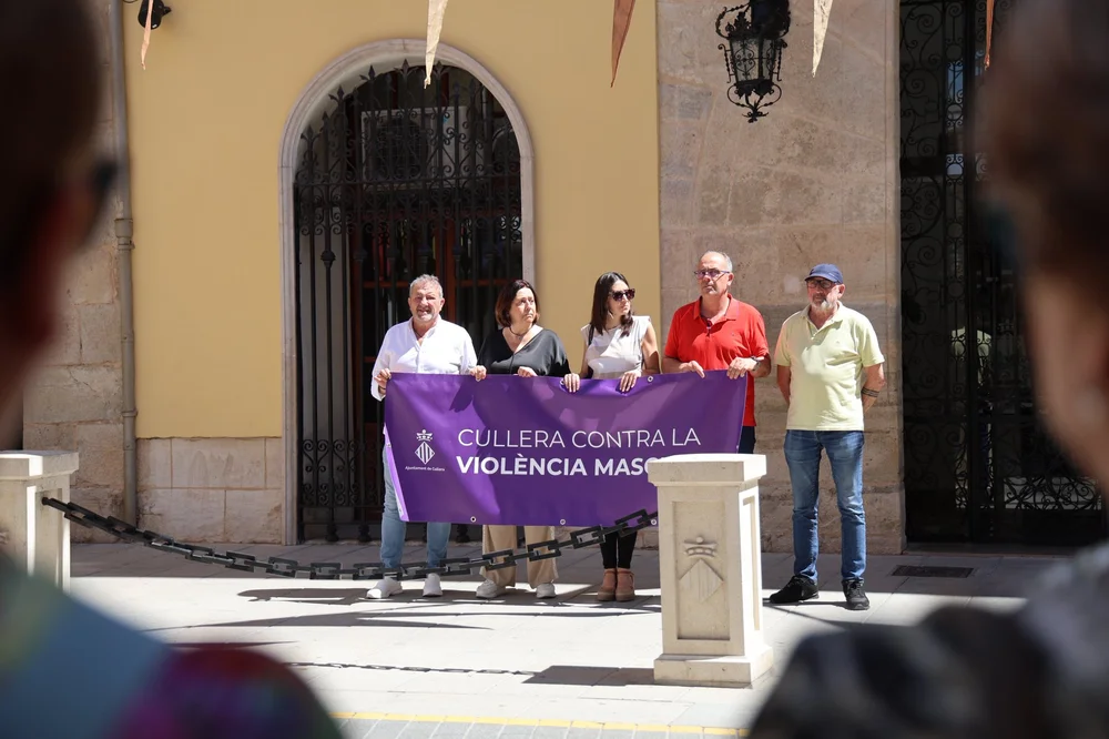 Condemna rotunda al terrorisme masclista i tolerància zero després del doble assassinat de Dolores (Alacant)