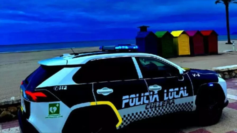 La Policia Local de Cullera deté un fugitiu amb una ordre d'ingrés a presó