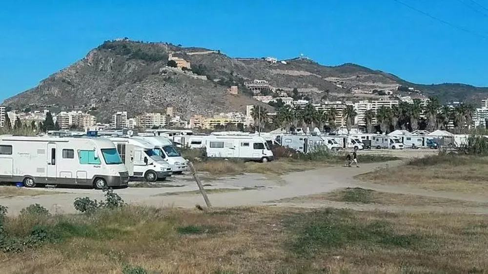 Cent díhuit places digitals regularán l'estacionament de les autocaravanes