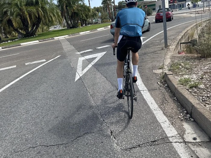 La rápida actuación policial salva la vida de un ciclista de 49 años que sufrió un infarto