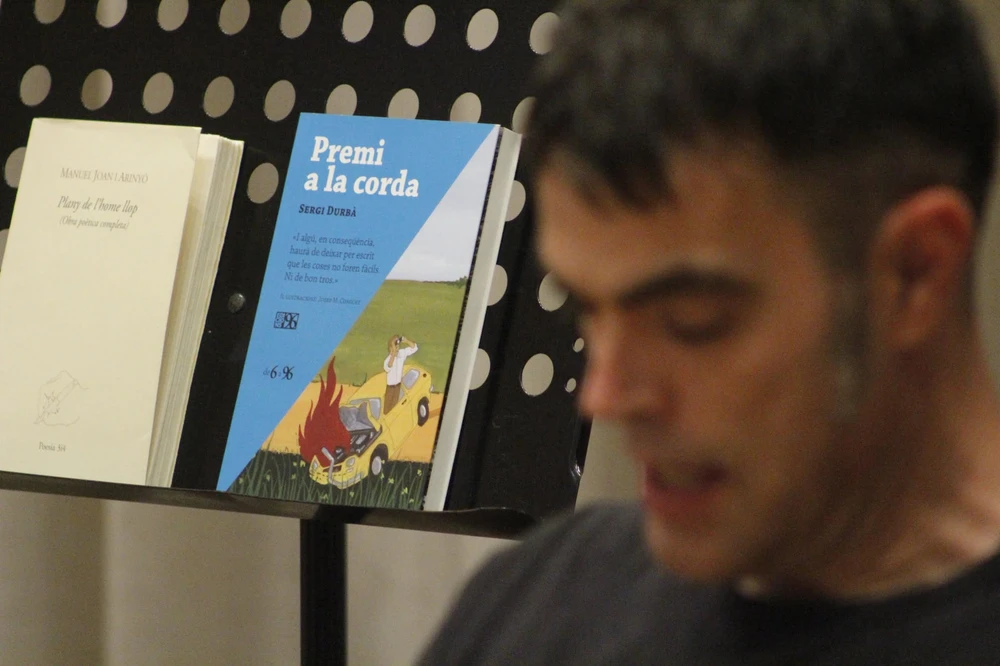 El Ateneo Musical acoge la presentación del libro 'Premi a la corda' sobre la memoria valenciana