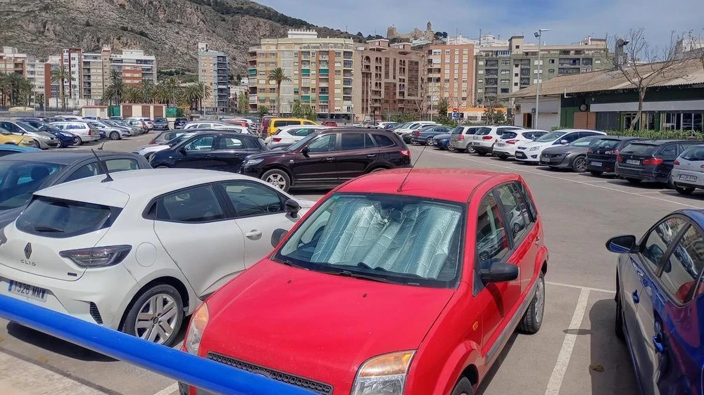 La inteligencia artificial controlará la ocupación en tiempo real en los aparcamientos del Prado y Pont de Pedra