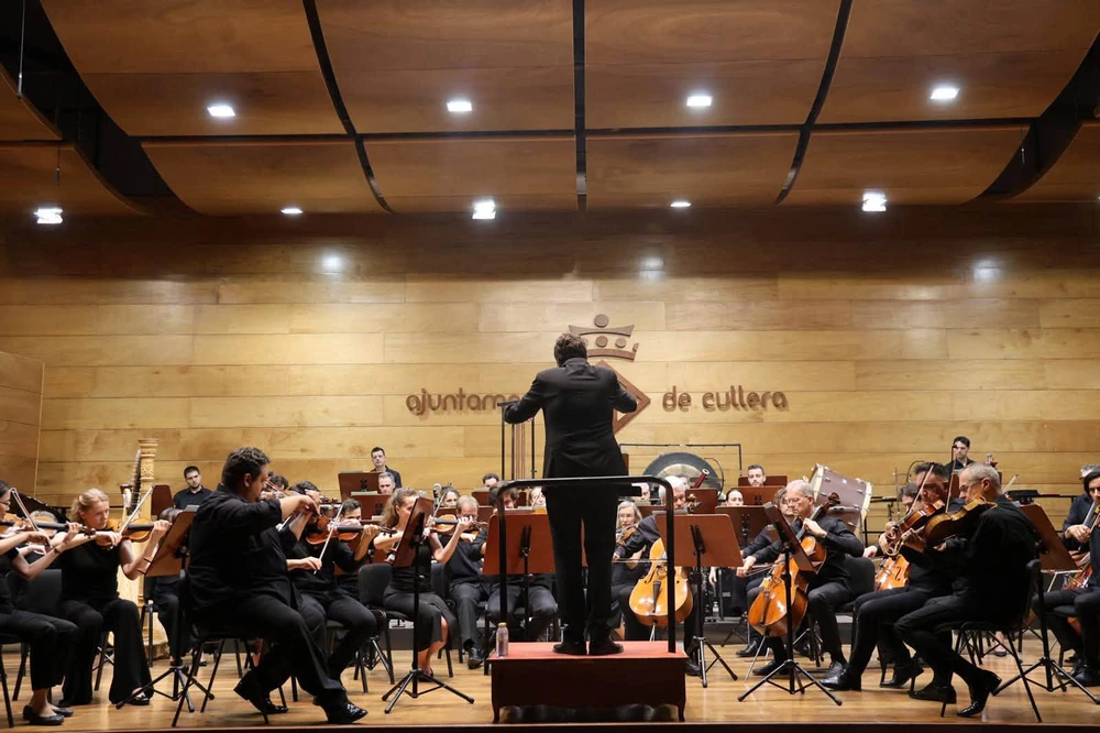 L'Orquestra de la Comunitat Valenciana fa vibrar Cullera amb el programa «Les Arts és Simfònic»