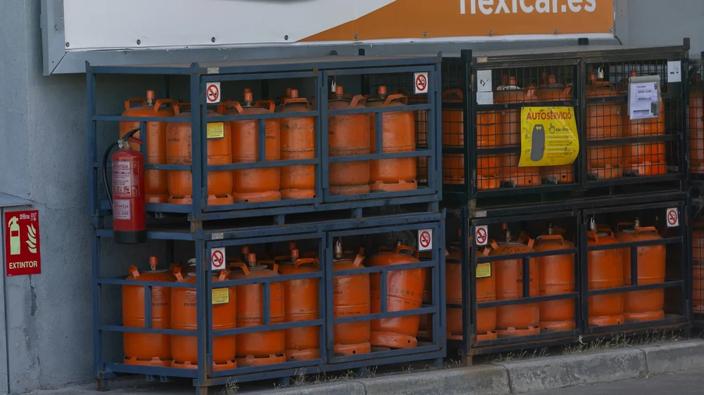 La fi de l'IVA reduït i el transport disparen la bombona de butà fins als 17,83 euros