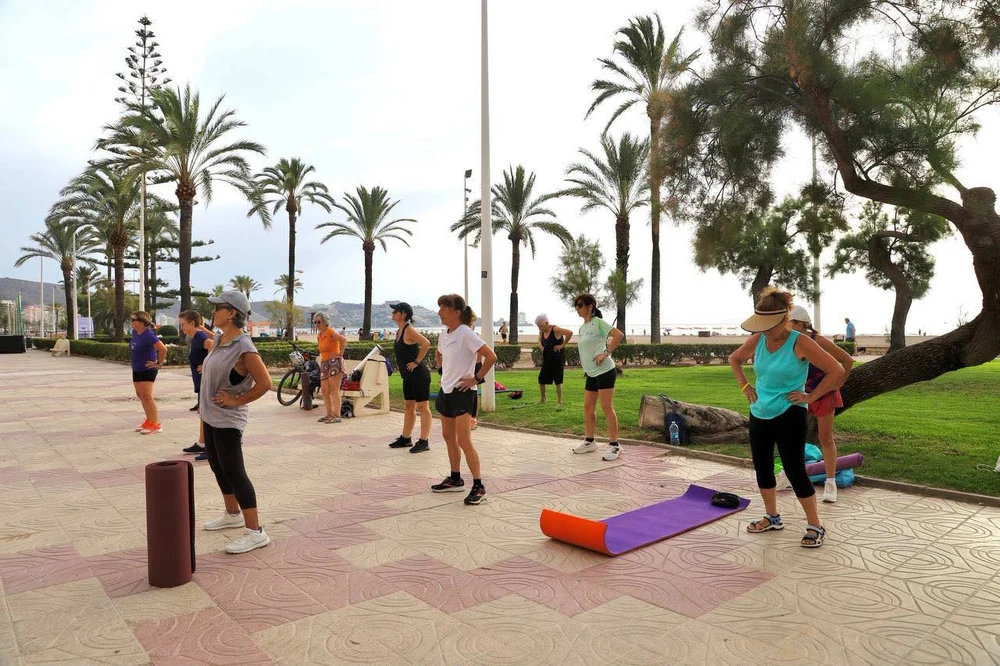 Más allá del sol y la playa: vuelve la programación gratuita de ocio, rutas y deporte