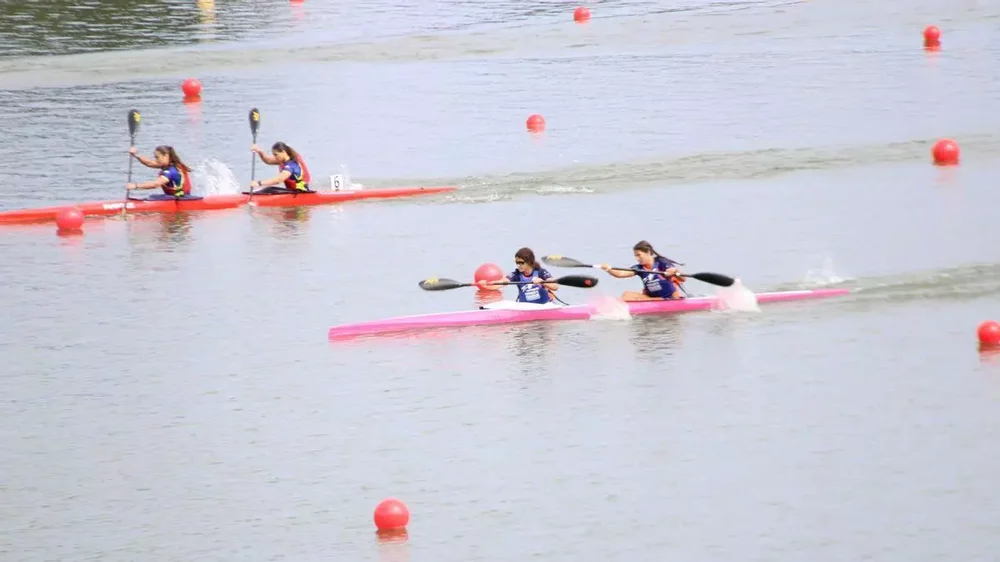 Las jóvenes promesas del piragüismo alcanzan la élite en el Campeonato de España con excelentes marcas