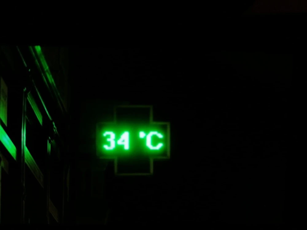 Noche asfixiante: los termómetros no bajan de los 34 grados y baten récords de calor nocturno