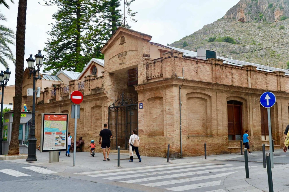 Segunda oportunidad para gestionar el nuevo espacio gastronómico del Mercado con siete paradas